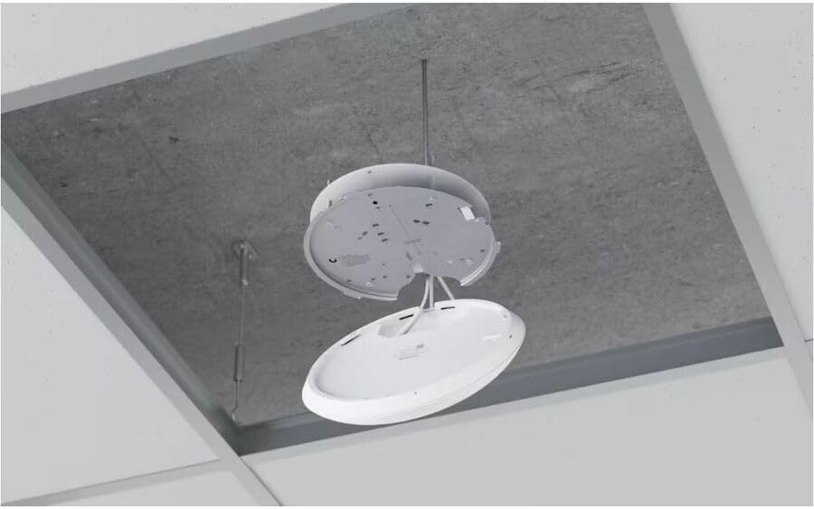 Ubiquiti Networks UniFi 7 Pro WiFi 7 Access Point 